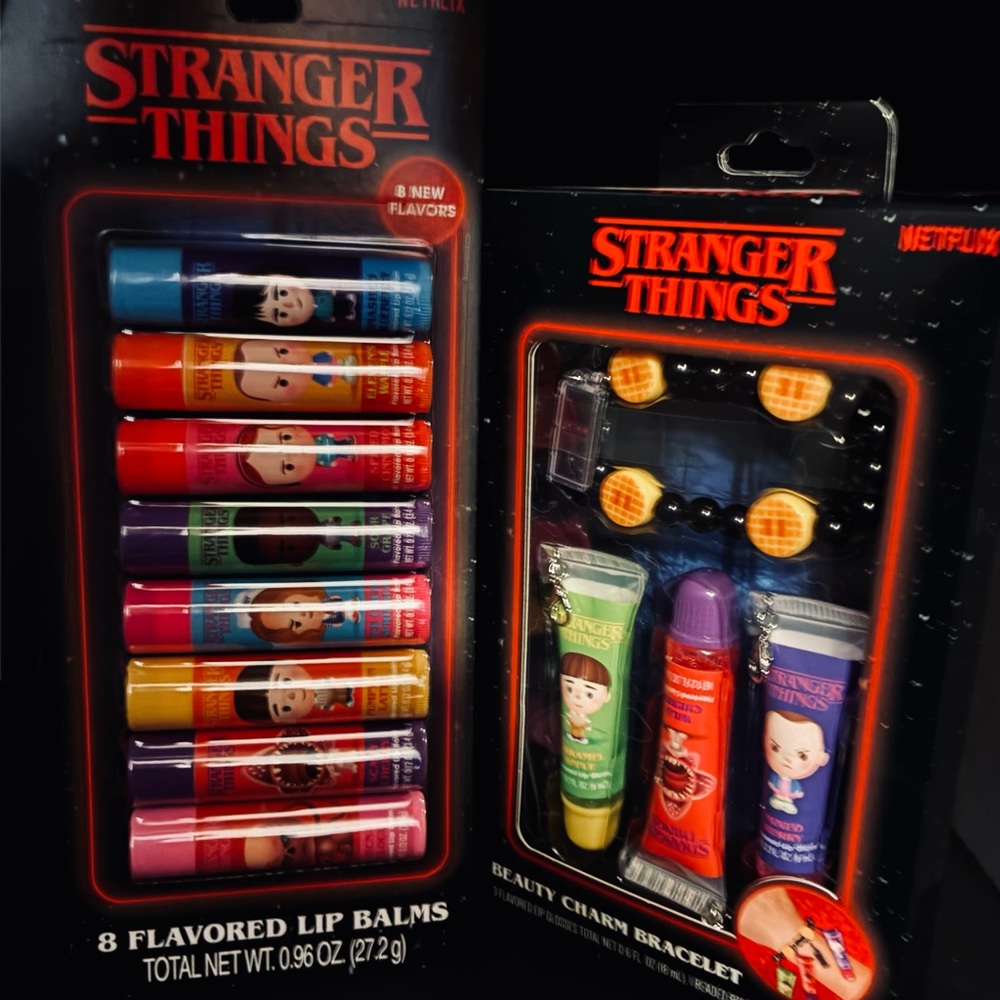 Stranger Things LIMITED EDITION Bracelet & Lip Gloss Set AND 8 Piece Lip Balms!